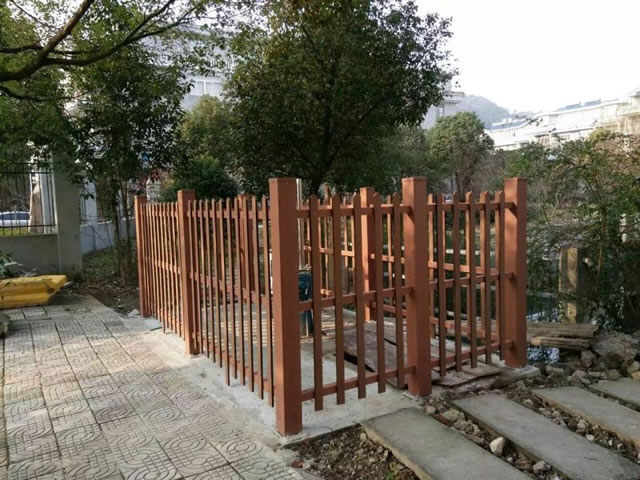 护栏22